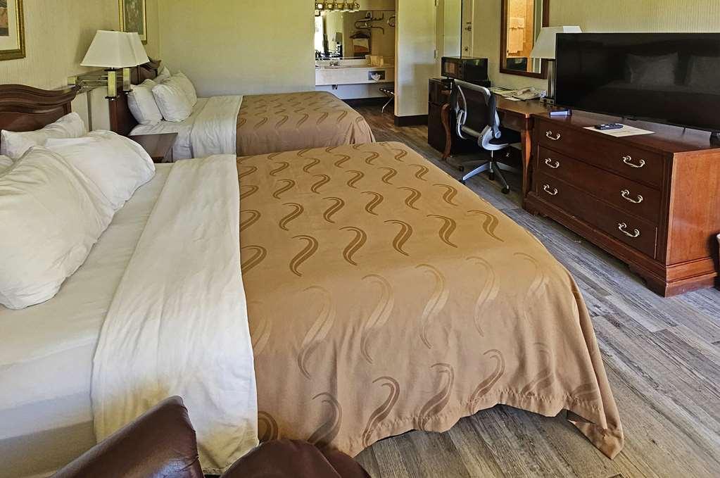 Quality Inn Ennis Phòng bức ảnh