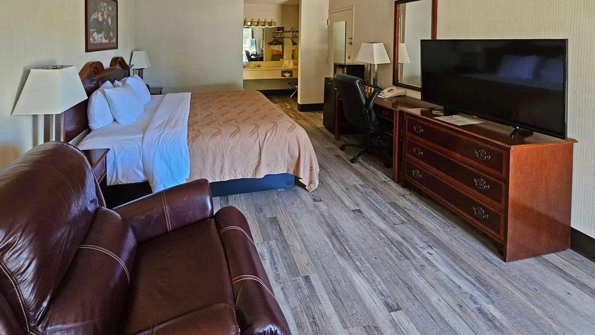 Quality Inn Ennis Ngoại thất bức ảnh